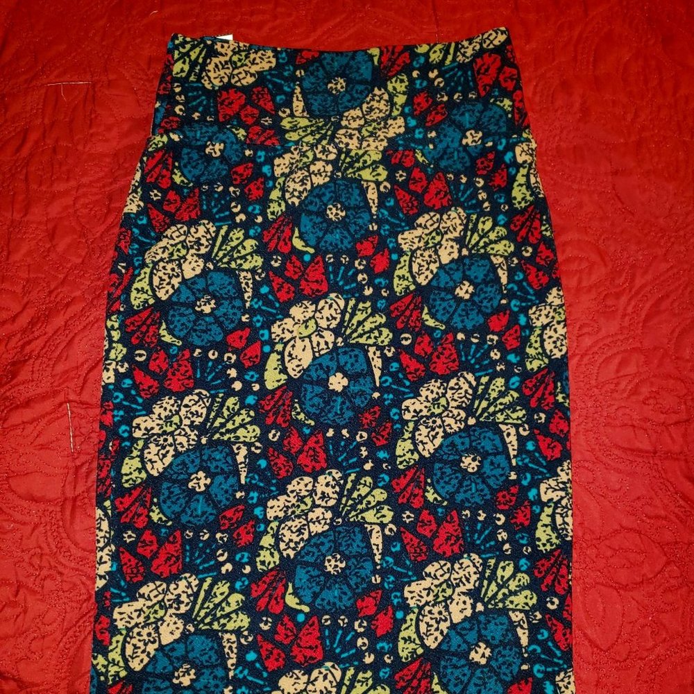 LulaRoe Knit Skirt red/blue/yellow print size XS